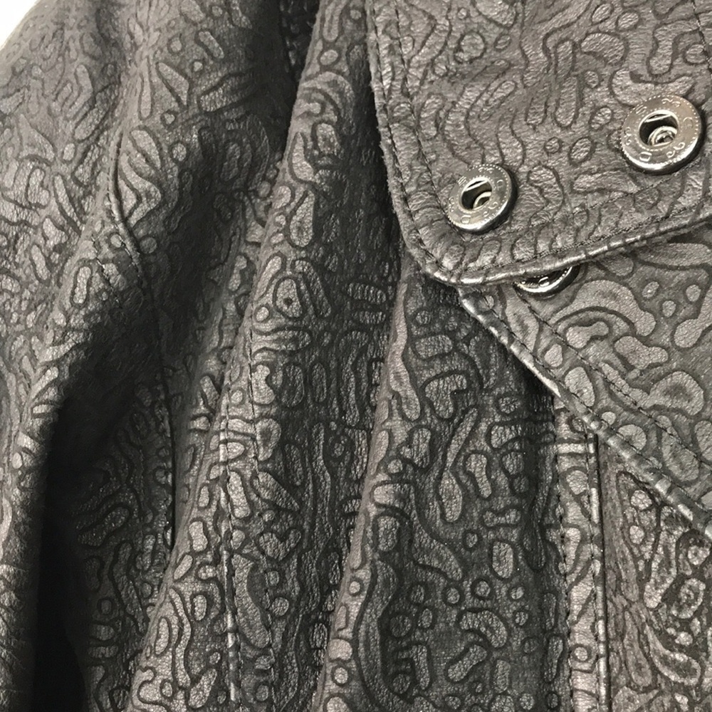Wilsons Leather - VINTAGE Black Cheetah Print Bomber Jacket - Picture 5 of 14
